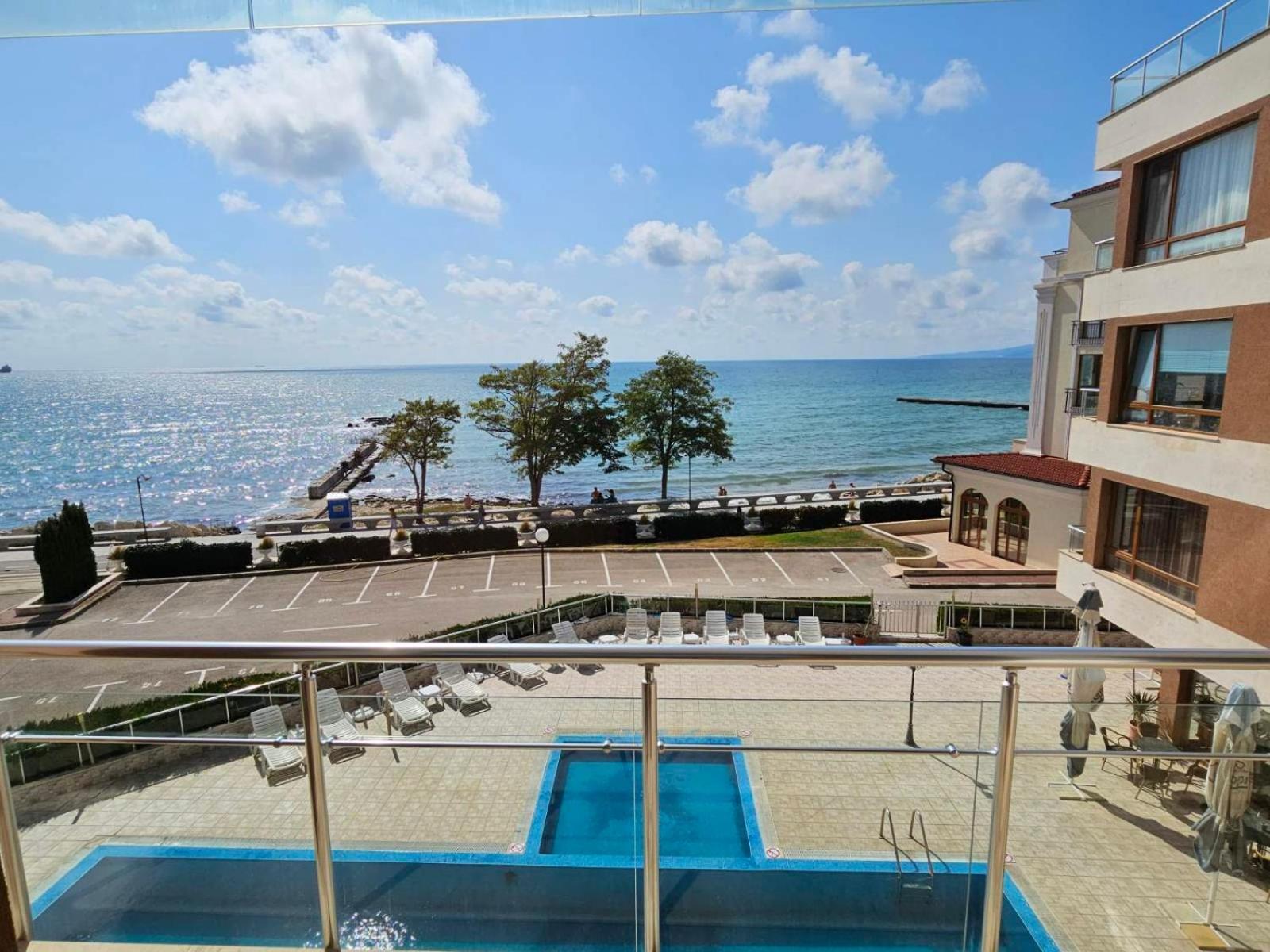 Apartments In Princess Residence Balchik Exterior photo